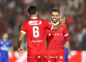 پرسپولیس با ۳ گل از سد استقلال خوزستان گذشت