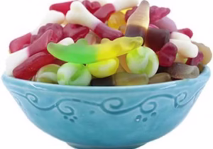 پاستیل جان یک نوجوان سرعینی را گرفت