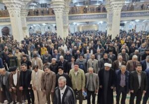 اردبیلی ها برای نزول رحمت الهی دست به دعا شدند