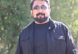 آخرت خود را به دنیای دیگران نفروشید !