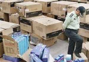 کشف انبار بزرگ کالای قاچاق در جاده خاوران