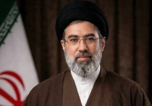آیت‌الله سیدمجتبی‌خامنه‌ای سومین رهبر نظام‌اسلامی‌ایران‌ شدند