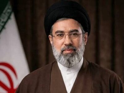 آیت‌الله سیدمجتبی‌خامنه‌ای سومین رهبر نظام‌اسلامی‌ایران‌ شدند
