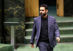 مردم از مسئولین کشور آگاه تر عمل کردند